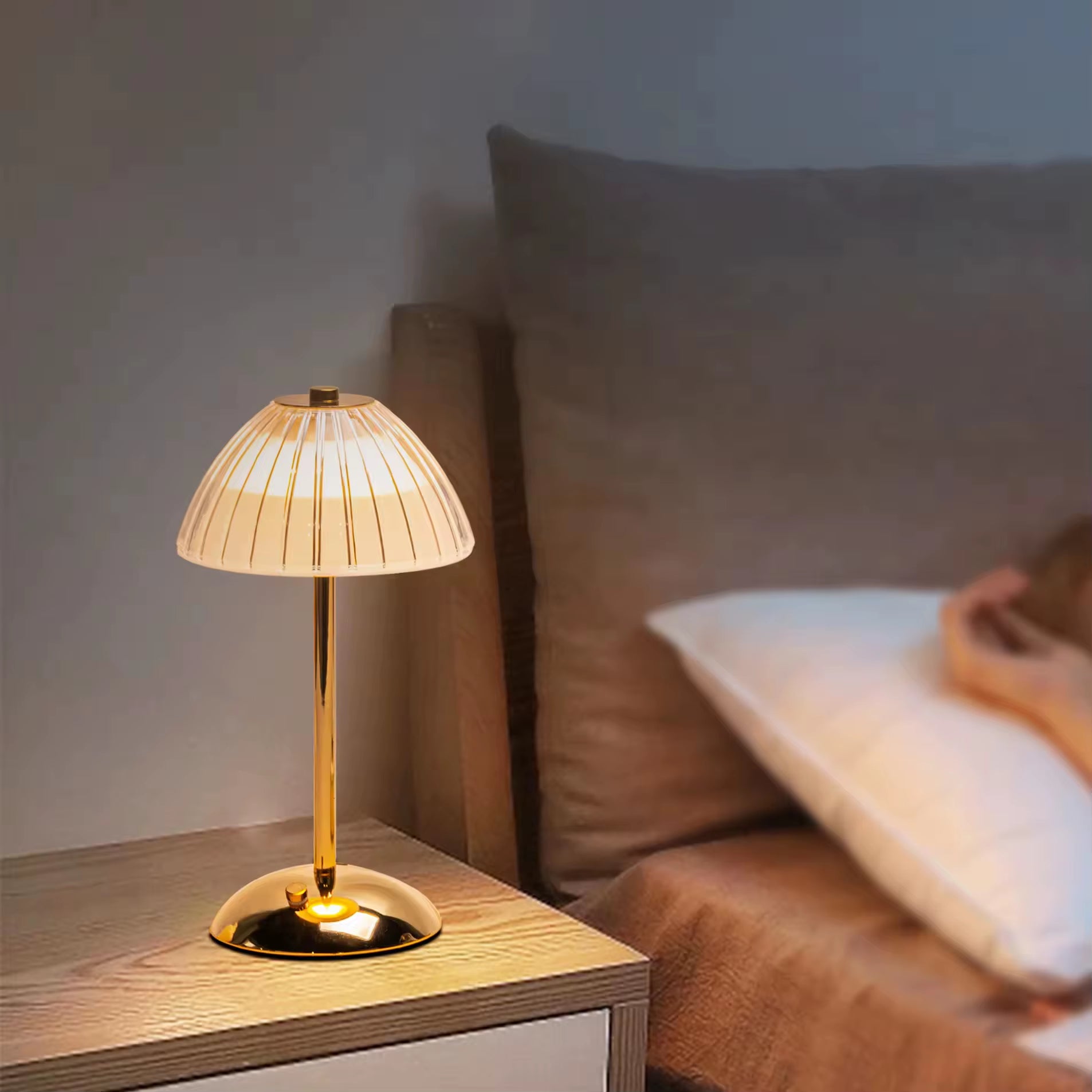 Nordic Vintage Table Lamp Rechargeable Cordless Design with Stepless Brightness Adjustment AC Power Supply Lampe De Table