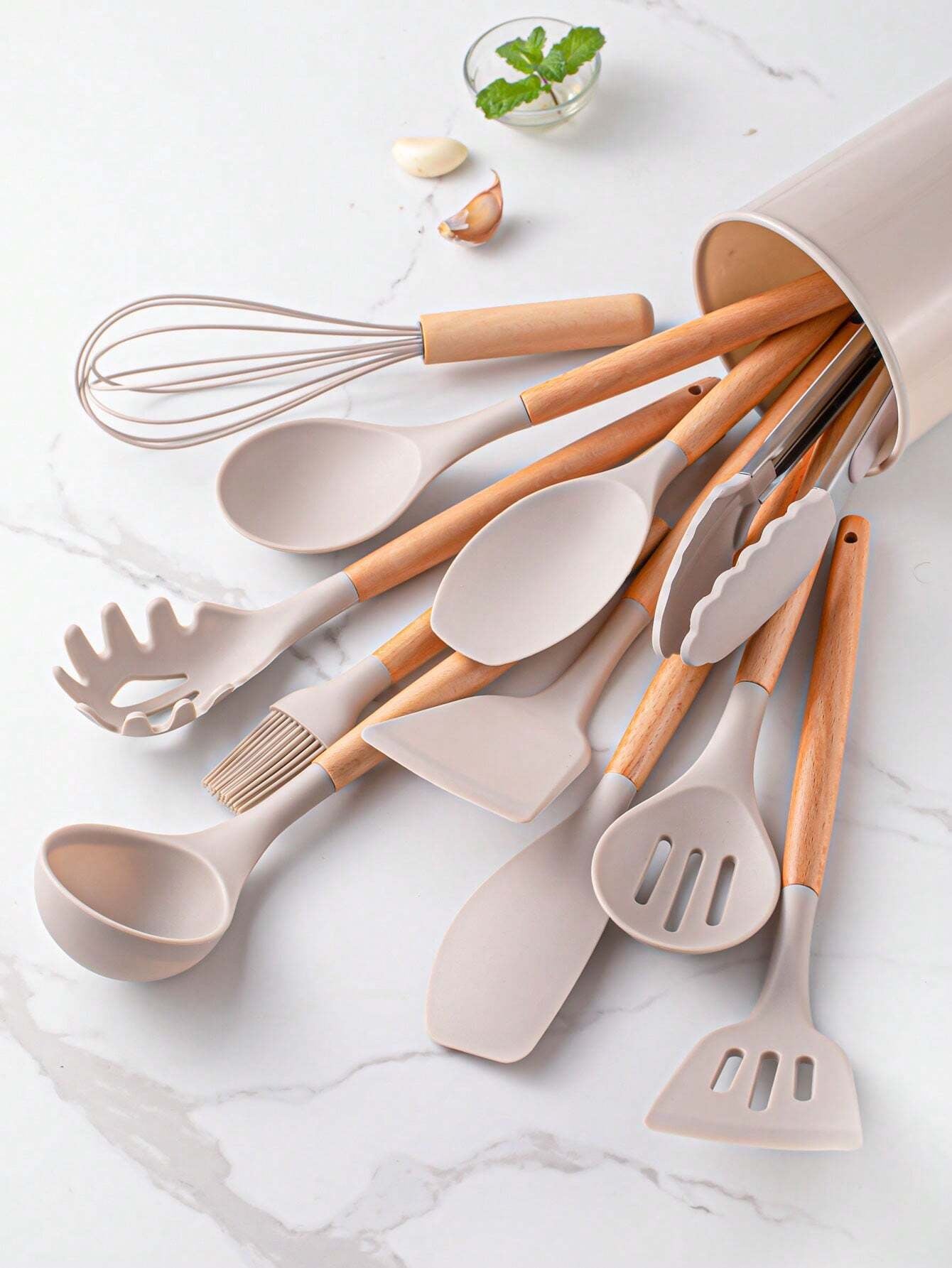1 Set Kitchen Utensil Set, Silicone Cookware Set,12Pcs Silicone Kitchen Utensil Set, Wooden Cooking Utensils, Kitchen Gadgets, Silicone Cutlery Set, Kitchen Tools with Storage Bucket