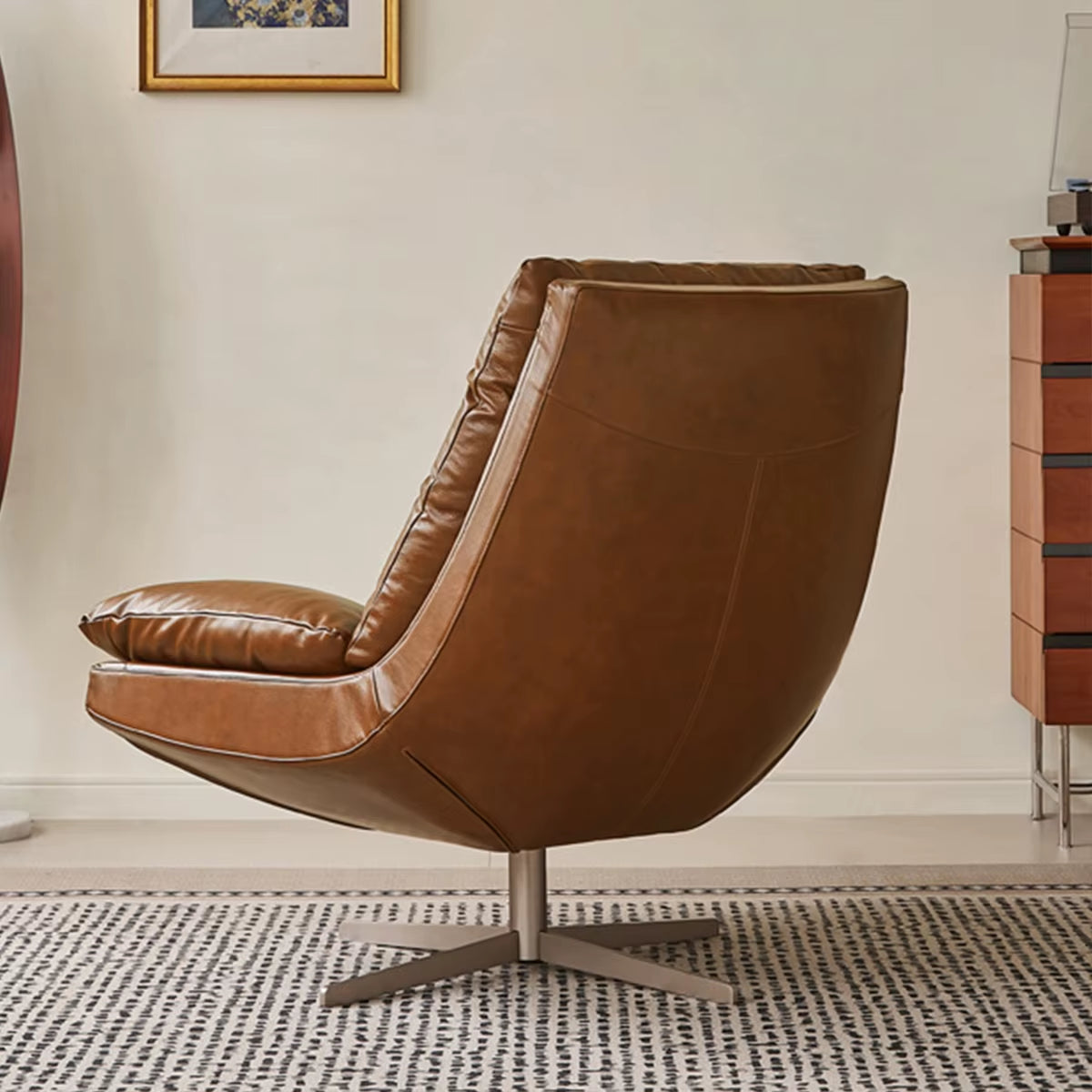 Luxurious Italian High End Brown Office Chair Modern Leather Swivel Chair Elegant Rotatable Leisure Single Sofa Chair for Sale