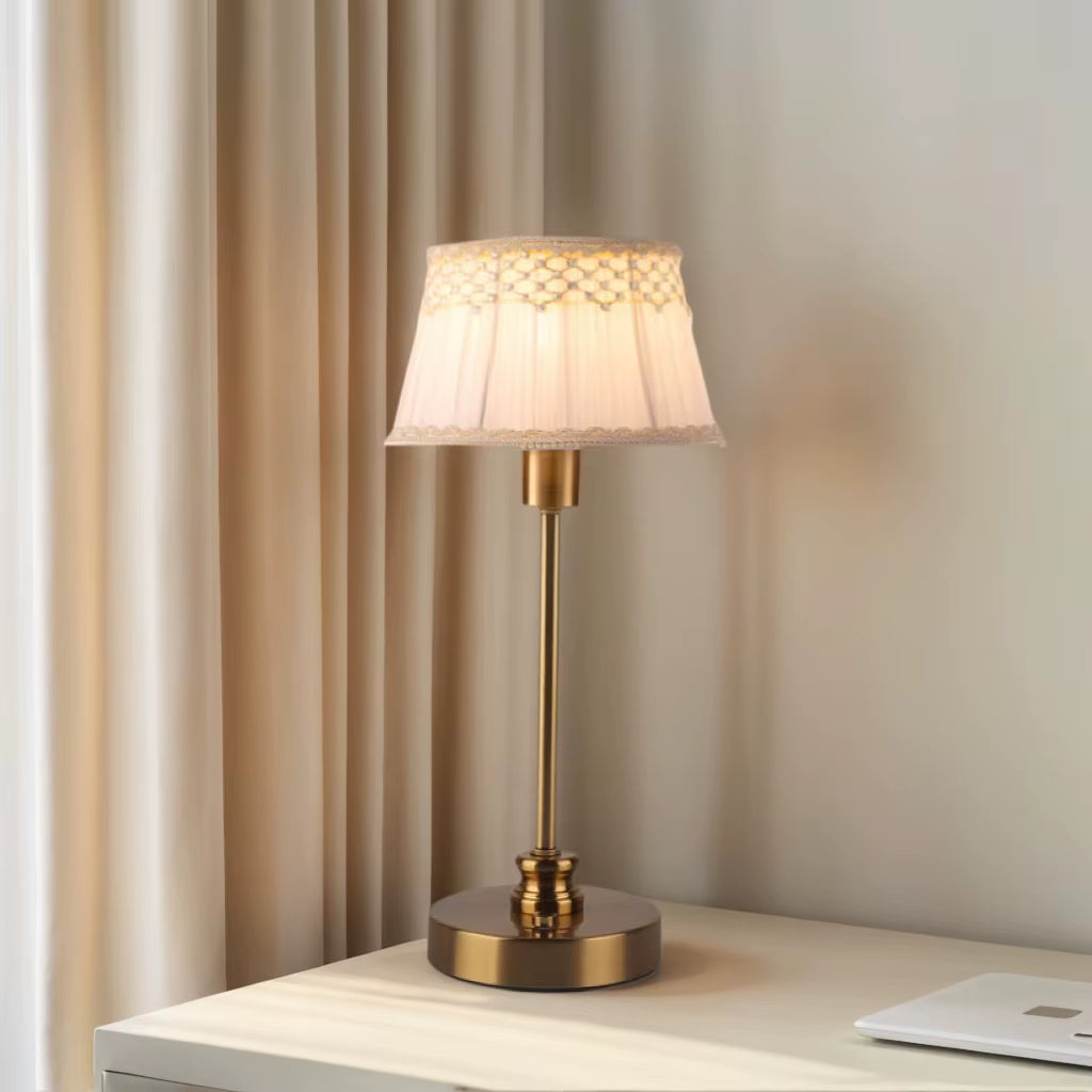 Night Light Hot Selling American Style Cloth Set Desk Lamp USB Charging Strip Decorative Metal Base LED Desk Lamp