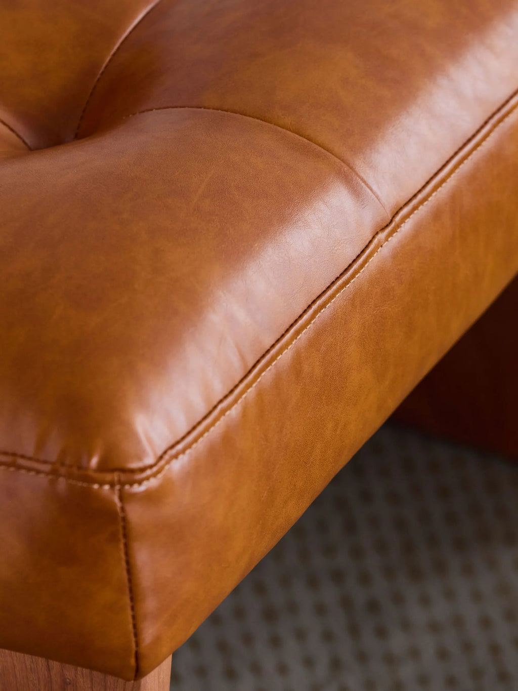 Modern Half House Leather Leisure Chair Durable Wooden Frame Traditional Japanese Craftsmanship Portable for Home Office Living