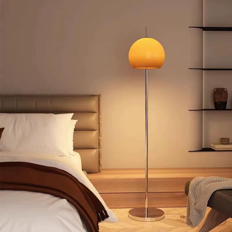 American Retro Design Sense Floor Lamp Cream French Creative Glass for Living Room Bedroom Study Desk Enhancing Atmosphere